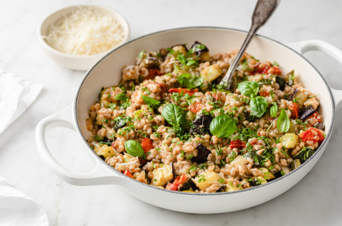 Cooked farro is delicious mixed with arugula or spinach in salads. If you’re making this risotto during the week, you can pre-roast the vegetables on the weekend and keep refrigerated for 3-4 days.